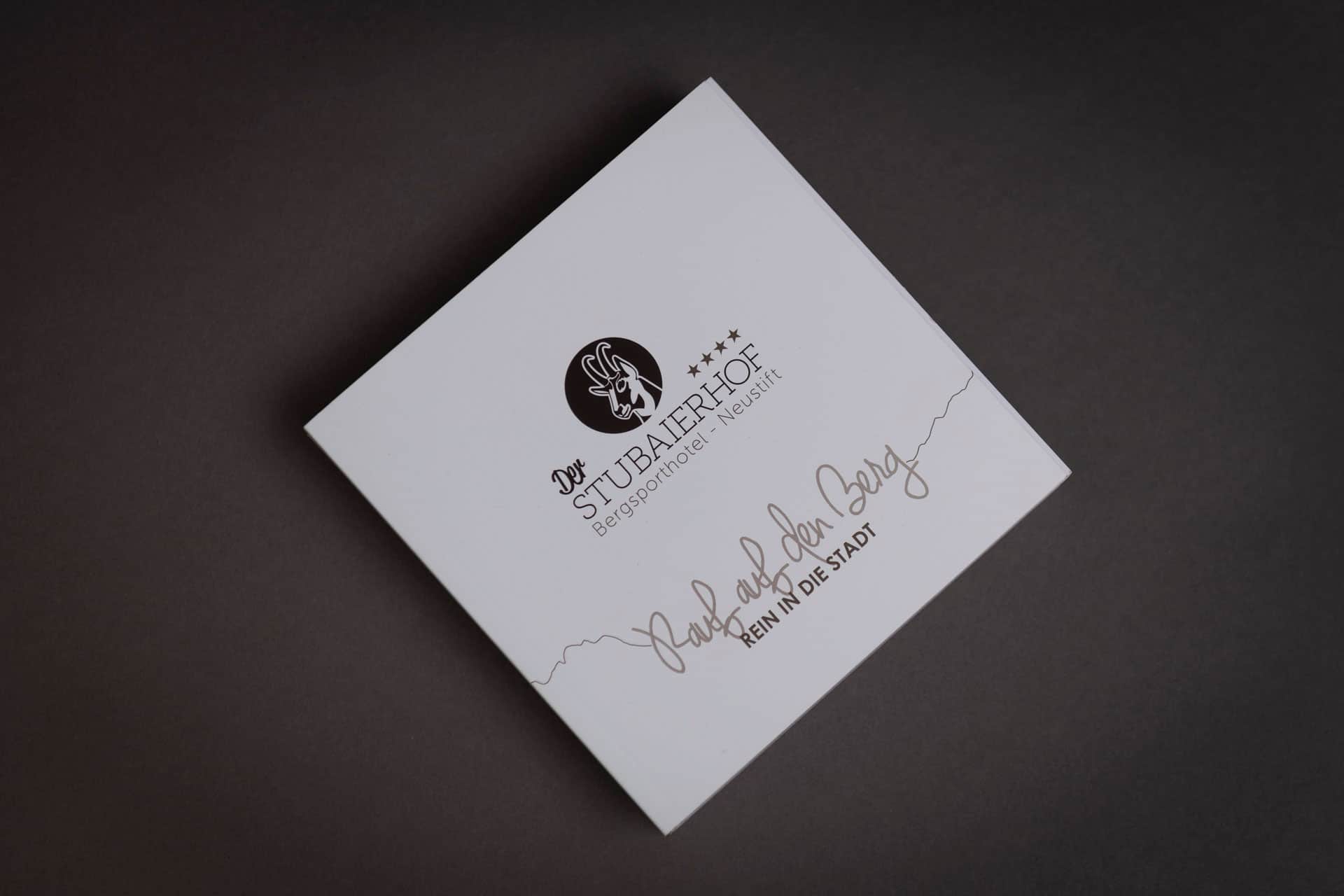 Agentur-385-Portfolio-Stubaierhof-Imagebroschuere-Cover